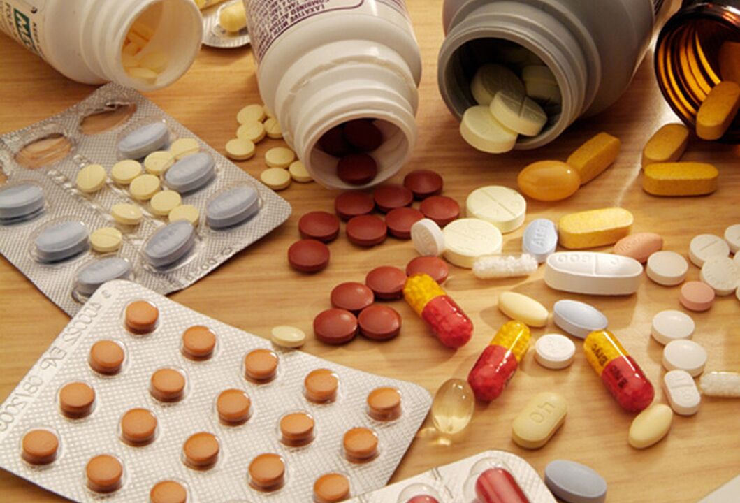 Μια ποικιλία φαρμάκων που χρησιμοποιούνται για τη θεραπεία της προστατίτιδας